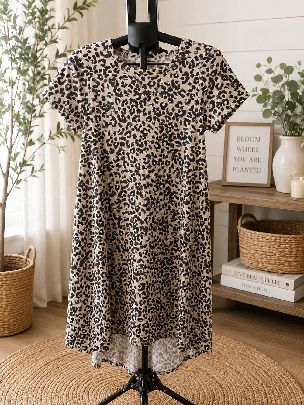 LuLaRoe Women’s XS Leopard Print High Low Dress Ruffle Sleeve Animal Print